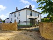 6 bedroom detached house for sale