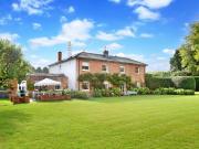 6 bedroom detached house for sale