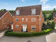 6 bedroom detached house for sale