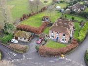 6 bedroom detached house for sale