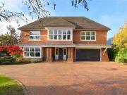 6 bedroom detached house for sale