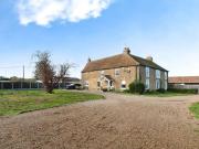 6 bedroom detached house for sale
