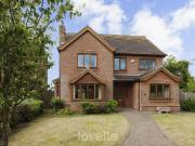 6 bedroom detached house for sale