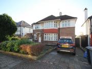 6 bedroom detached house for sale
