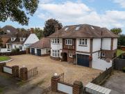 6 bedroom detached house for sale