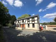 6 bedroom detached house for sale
