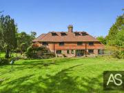 6 bedroom detached house for sale