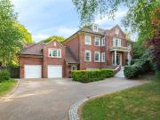 6 bedroom detached house for sale