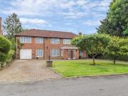 6 bedroom detached house for sale
