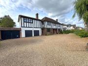 6 bedroom detached house for sale