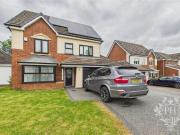 6 bedroom detached house for sale