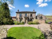 6 bedroom detached house for sale