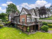 6 bedroom detached house for sale
