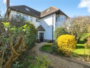 6 bedroom detached house for sale