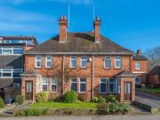 6 bedroom detached house for sale