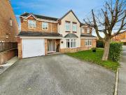 6 bedroom detached house for sale