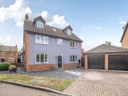 6 bedroom detached house for sale