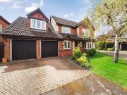 6 bedroom detached house for sale