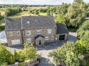6 bedroom detached house for sale