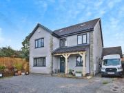 6 bedroom detached house for sale
