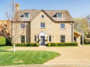6 bedroom detached house for sale