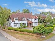 6 bedroom detached house for sale