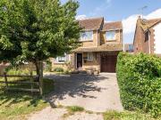 6 bedroom detached house for sale