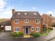 6 bedroom detached house for sale