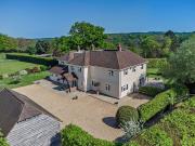 6 bedroom detached house for sale