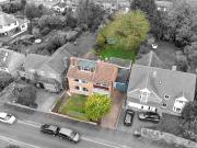 6 bedroom detached house for sale