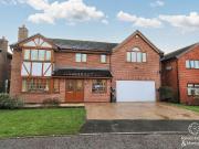 6 bedroom detached house for sale