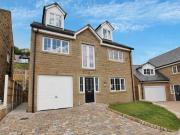 6 bedroom detached house for sale in Castle Lane... 6 bedroom detached house for sale in Castle Lane...