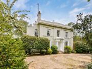 6 bedroom detached house for sale in Chad Road,...