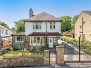 6 bedroom detached house for sale in Coniston Grove,...