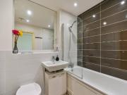 6 bedroom detached house for sale in Denton Way,...
