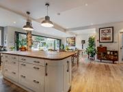 6 bedroom detached house for sale in Hadlow Road,...