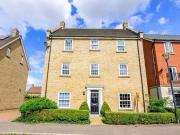 6 bedroom detached house for sale in Harlow Crescent...