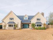 6 Bedroom Detached House For Sale In Holywell