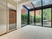 6 bedroom detached house for sale in Netherhall Gardens,...