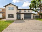 6 bedroom detached house for sale in Pyecroft Avenue,...