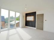 6 bedroom detached house to rent