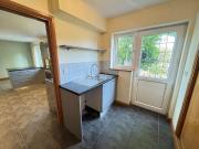 6 bedroom detached house to rent