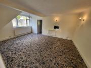 6 bedroom detached house to rent