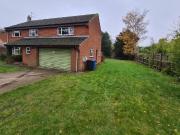 6 bedroom detached house to rent