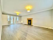 6 bedroom detached house to rent