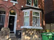 6 Bedroom End Of Terrace House