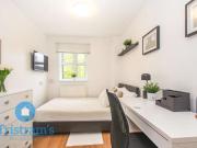 6 Bedroom End Of Terrace House