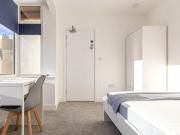 6 Bedroom End Of Terrace House For Rent In Filton, Bristol