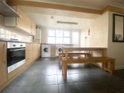 6 bedroom end of terrace house for rent in Newmarket...