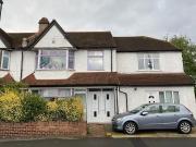 6 bedroom end of terrace house for sale